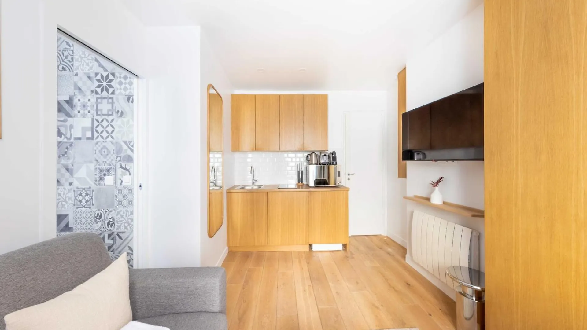 Charming Studio - 2P - Ternes 17Th Paris