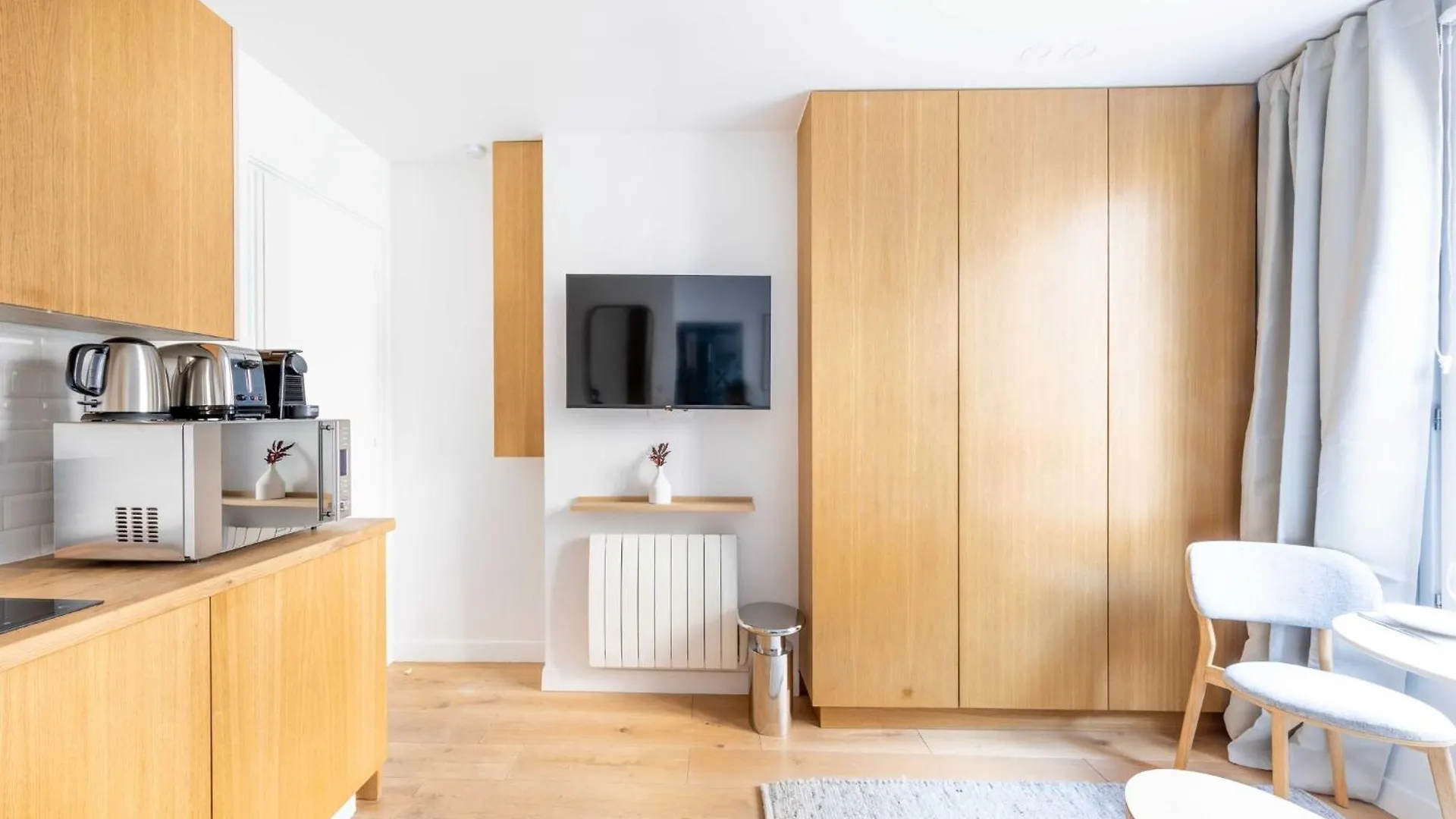 Charming Studio - 2P - Ternes 17Th Paris 0*,  France
